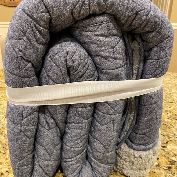 LAST ONE!  NWT UGG Milo Star Full/Queen Quilt Set - Picture 6 of 8